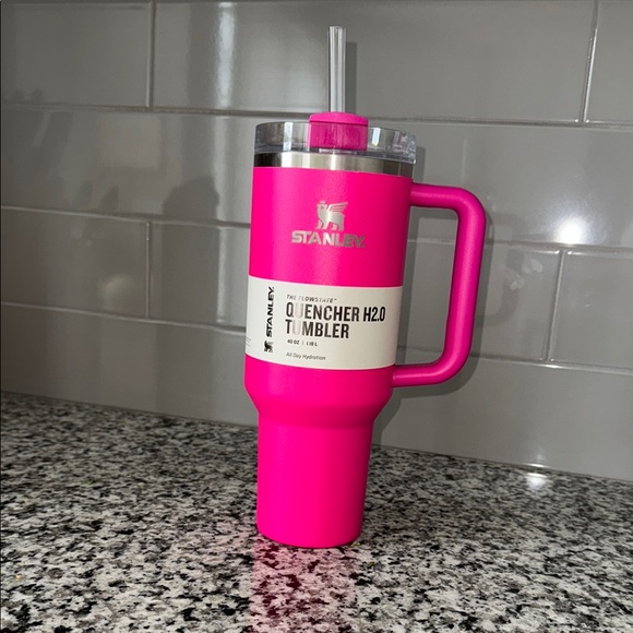 Stanley Pink Quencher H2.0 Tumbler - Picture 1 of 6